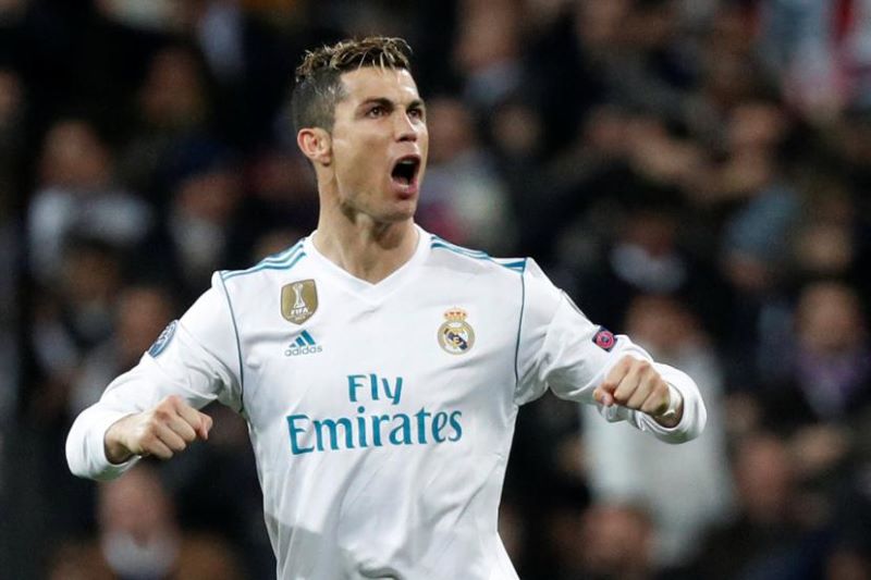 Real Madrid chiêu mộ CR7 với con số cao ngất ngưỡng